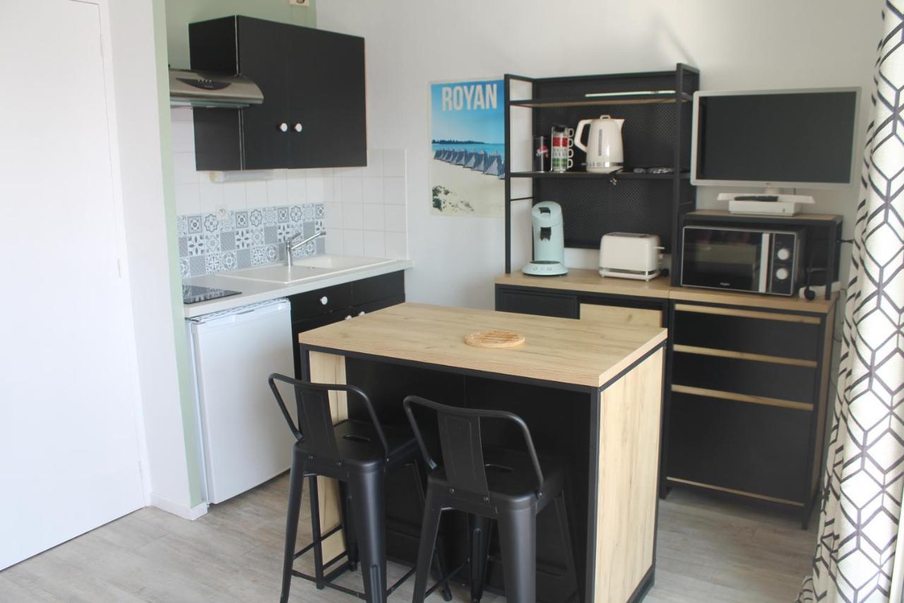 Studio Avec Parking Proche Plage Et Centre * Royan
